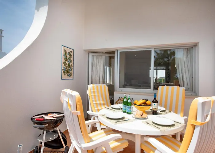 Mng Elliott90c * Vale do Lobo