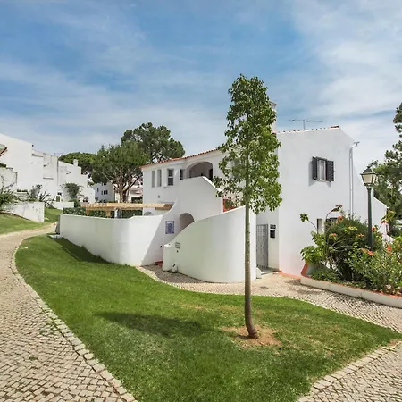 Mng Elliott90c Vale do Lobo