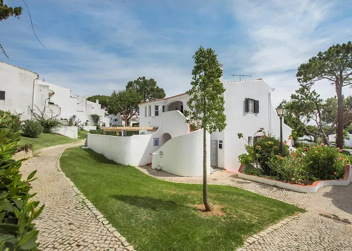 Mng Elliott90c Vale do Lobo